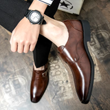 Klassieke herenschoenen met monk strap en geperforeerde details