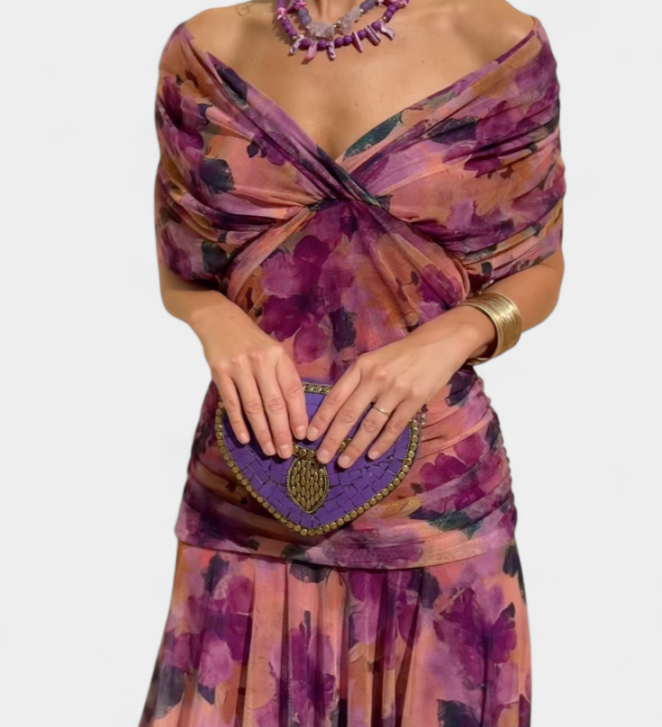 Lange jurk met V-hals en elegante plooien voor speciale gelegenheden