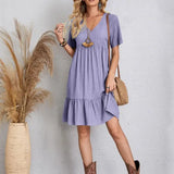 Esme | Zomerjurk met V-hals en speelse ruches voor elegante dagen