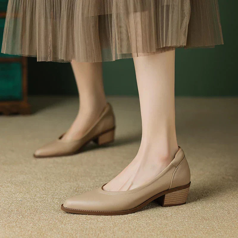 Schoenen met middelhoge hak voor elegantie en dagelijks comfort