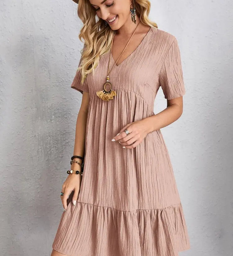 Esme | Zomerjurk met V-hals en speelse ruches voor elegante dagen