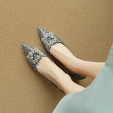 Glitter Pumps met kristallen gesp en comfortabele blokhak