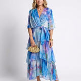 Calista | Maxi jurk van transparant materiaal met V-hals en gestrikte taille