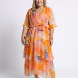 Calista | Maxi jurk van transparant materiaal met V-hals en gestrikte taille