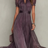 Fabiola | Paarse chiffon maxi-jurk met kanten details