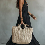 Triana | Zwarte bohemian maxi-jurk met kanten details