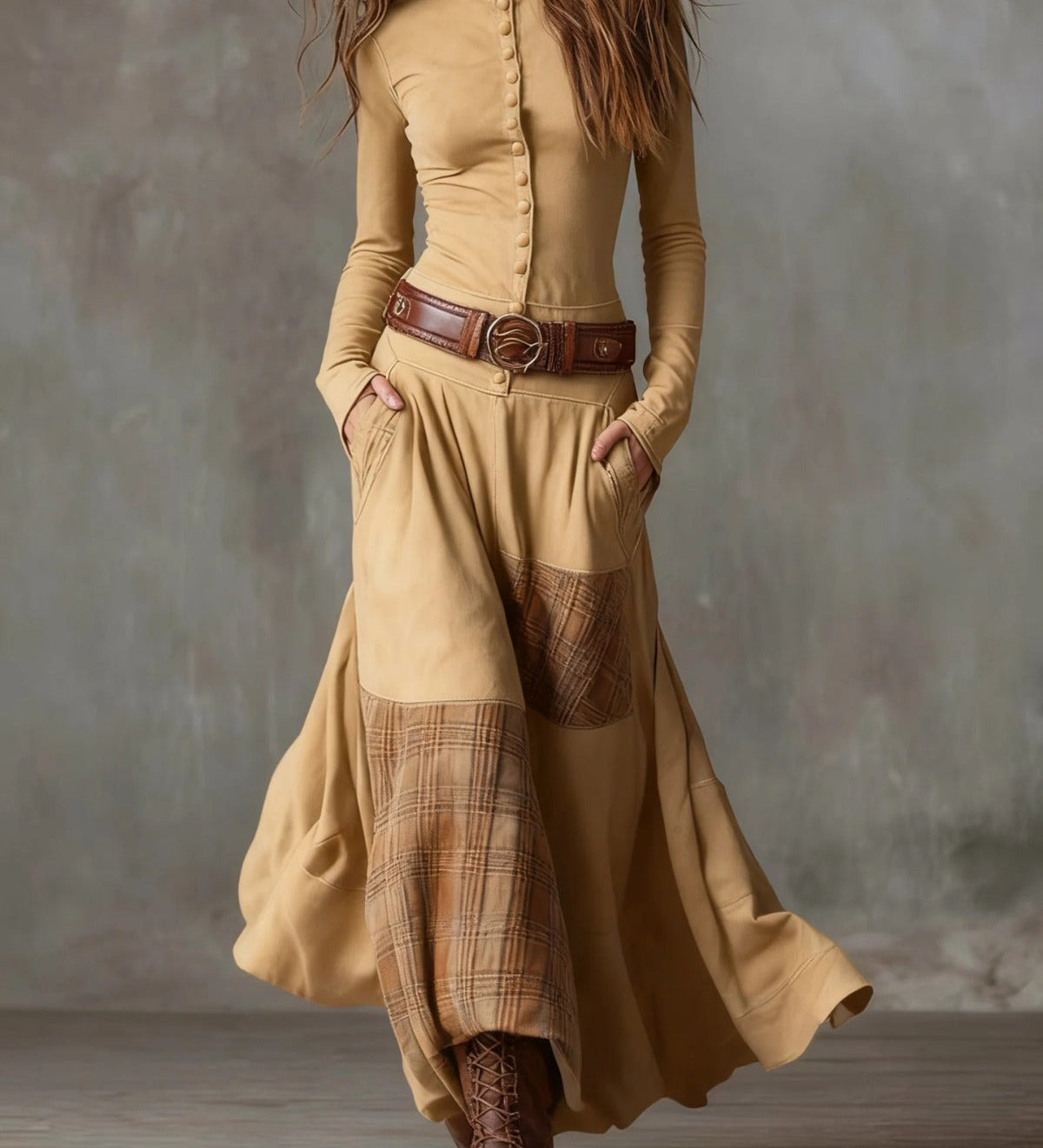 Maxi-jurk met suède look, ruitendetails en vintage bohemien stijl