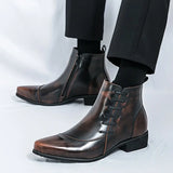 Leren laarzen met broguedetails en gepolijste afwerking