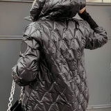 Herfstjas met elegante glans en lichte warmte