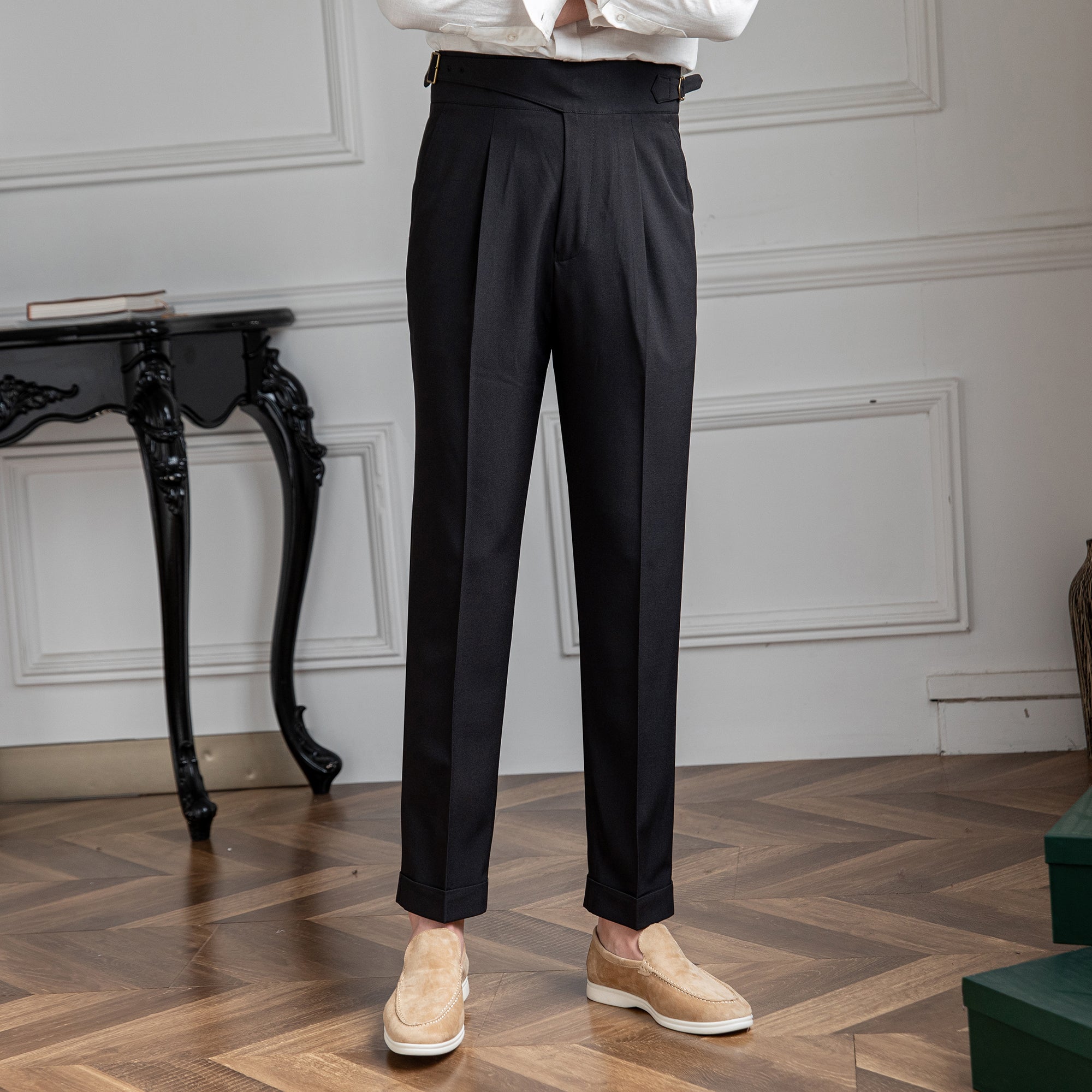 Casual broek met plooien en verstelbare pasvorm