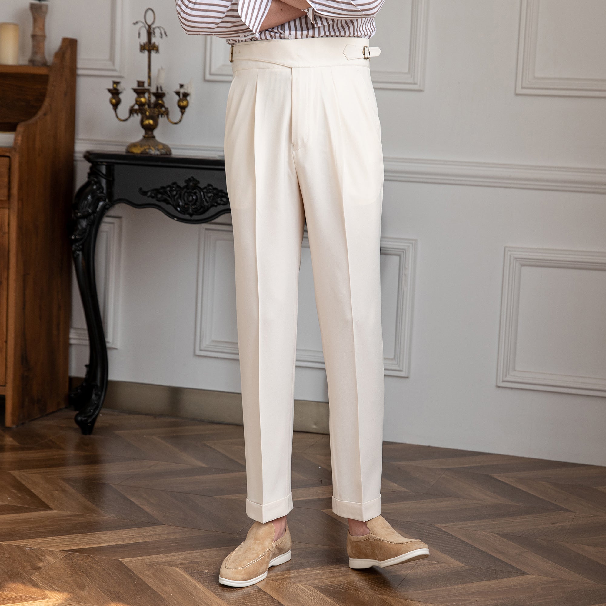 Casual broek met plooien en verstelbare pasvorm