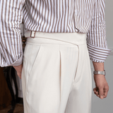 Casual broek met plooien en verstelbare pasvorm