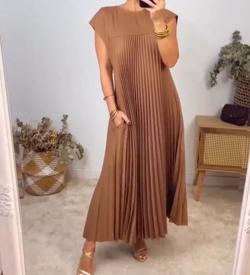 Jurk met elegante plooien en tijdloze pasvorm