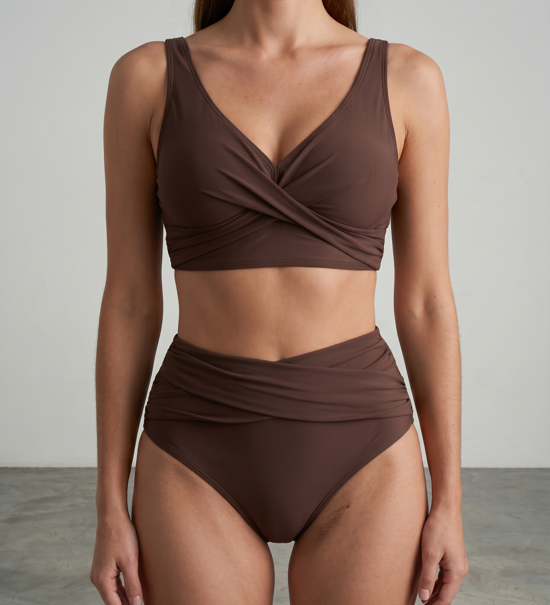 Naomi | Corrigerende high-waist bikini met twistdetail