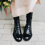 Laarzen met hak voor elegante en veelzijdige looks