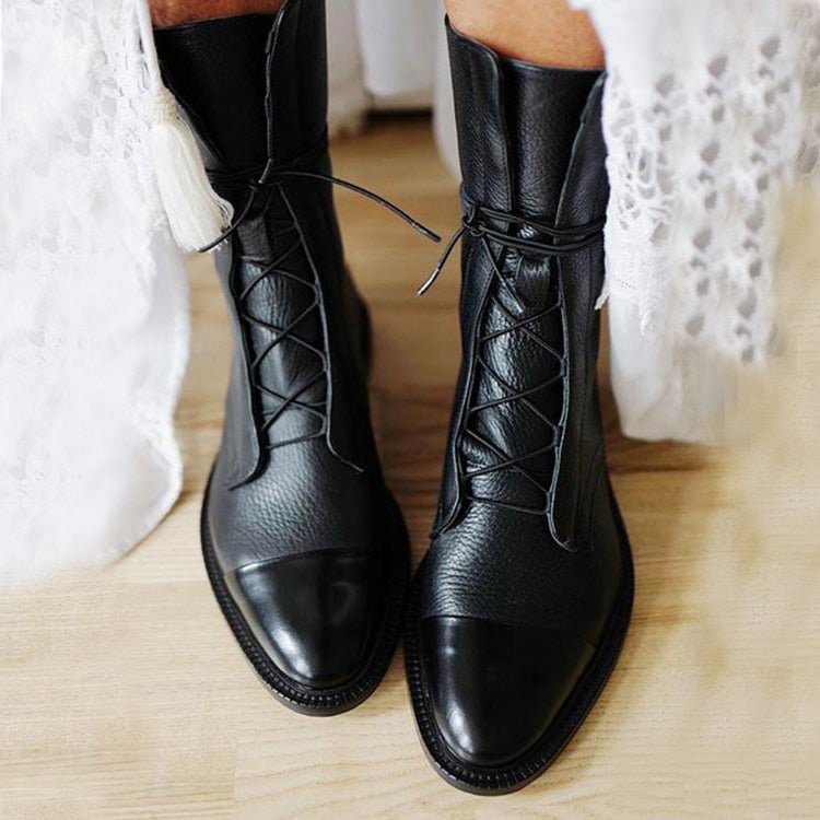 Laarzen met hak voor elegante en veelzijdige looks