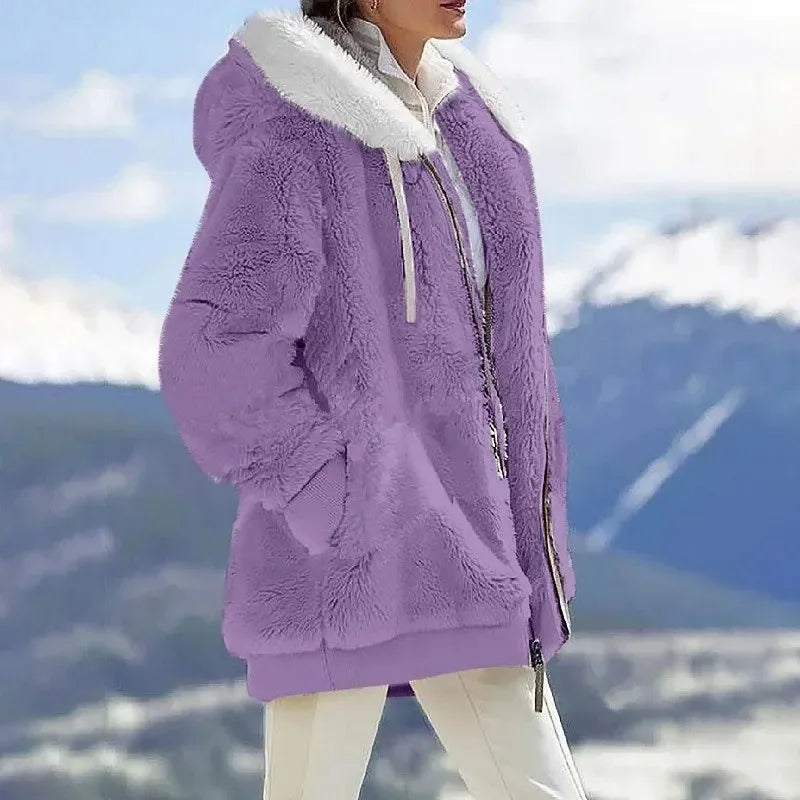 Winterjas met capuchon en getailleerde pasvorm voor elegante warmte