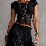 Vega | Tweedelige set met kanten top en geplooide maxi-rok
