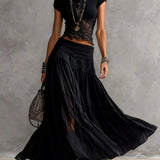 Vega | Tweedelige set met kanten top en geplooide maxi-rok