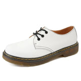 Elegante Enkelschoenen met Verfijnde Details voor Dagelijks Gebruik