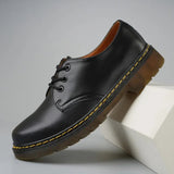 Elegante Enkelschoenen met Verfijnde Details voor Dagelijks Gebruik