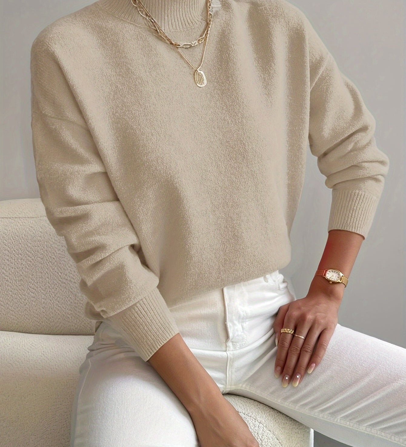 Coltrui in zachte knit met minimalistische elegantie