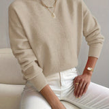 Coltrui in zachte knit met minimalistische elegantie