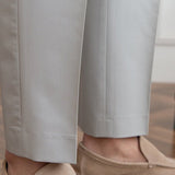 Casual broek met plooien en verstelbare zijverstellers