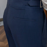 Casual broek met plooien en verstelbare zijverstellers