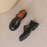 Mary Jane Schoenen met elegant leer en comfortabele zool