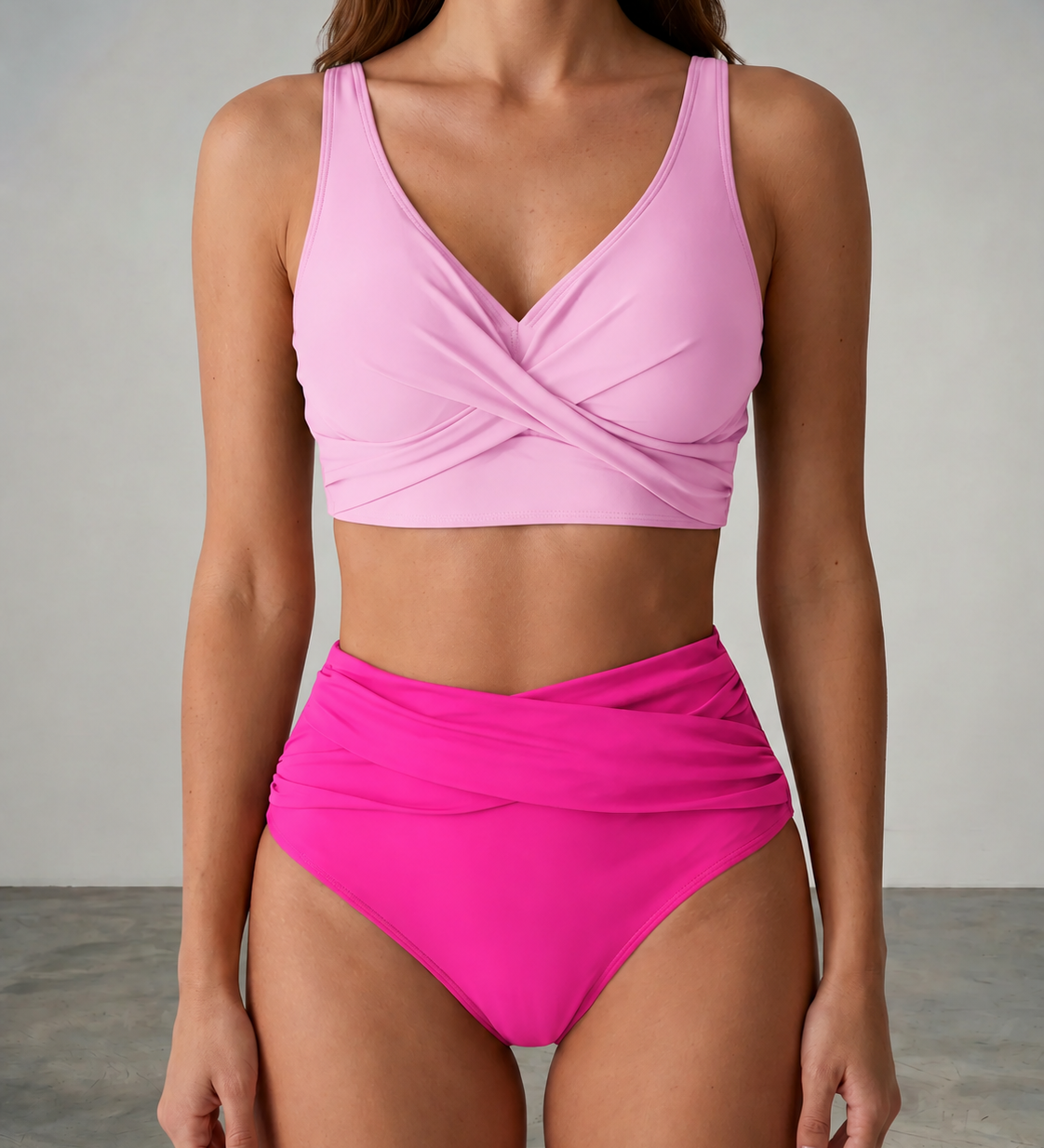 Naomi | Corrigerende high-waist bikini met twistdetail