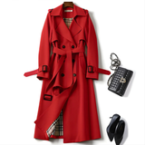 Trenchcoat met getailleerde pasvorm en ceintuur voor elegantie
