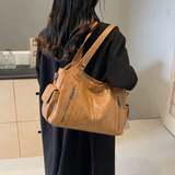 Leren tas met ritsen voor dagelijks gebruik en stijl