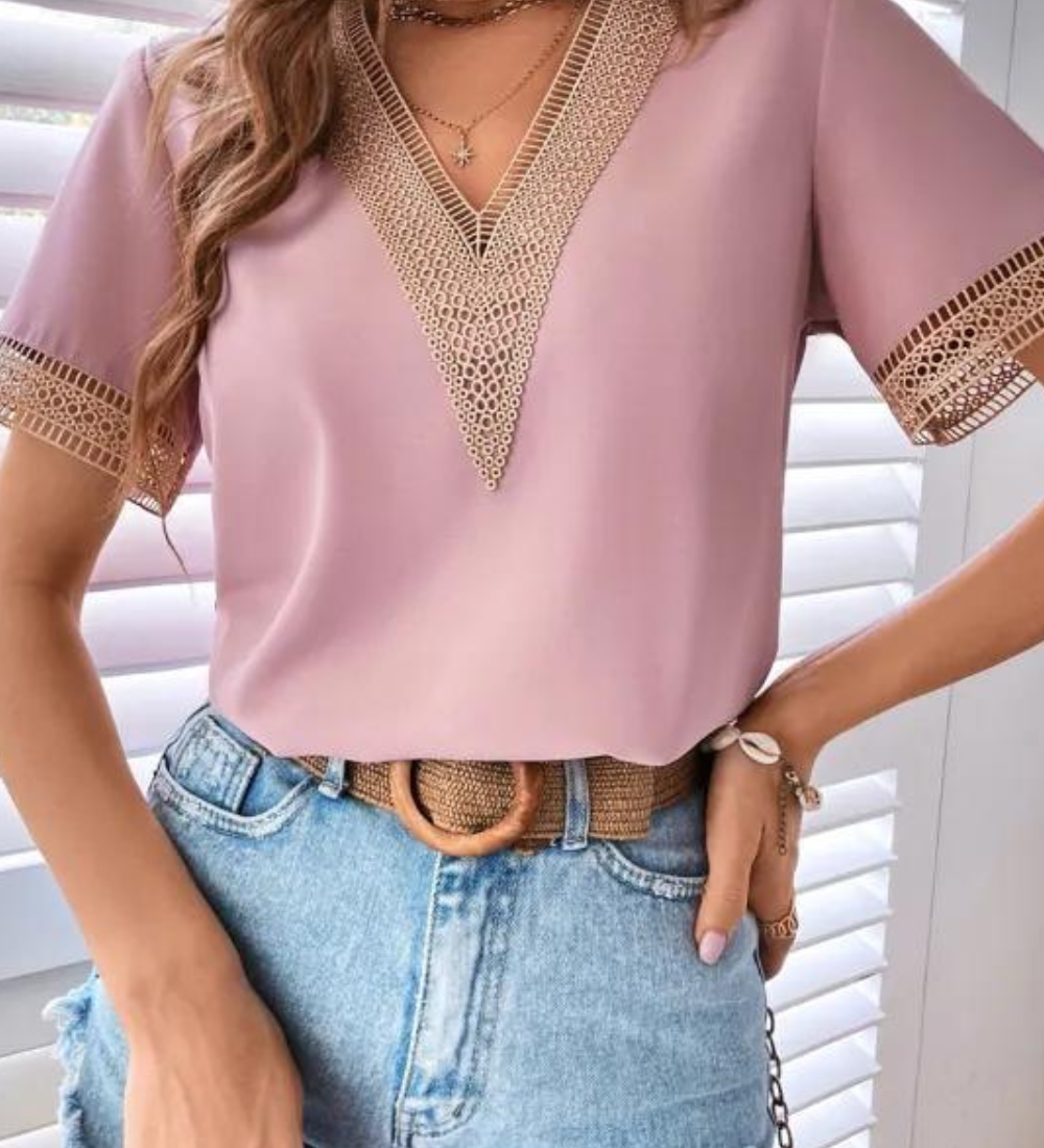 Myrthe | Zomertop met V-hals voor elegante en luchtige dagen